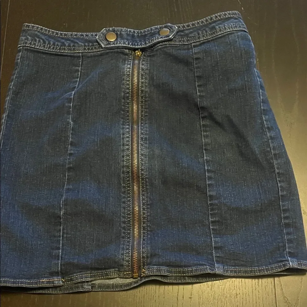 Blue Spice Dark Denim Mini Skirt size 9